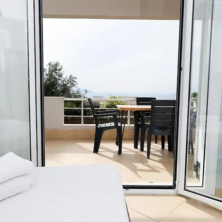 Villa Luisanna Free Parking Vlorë